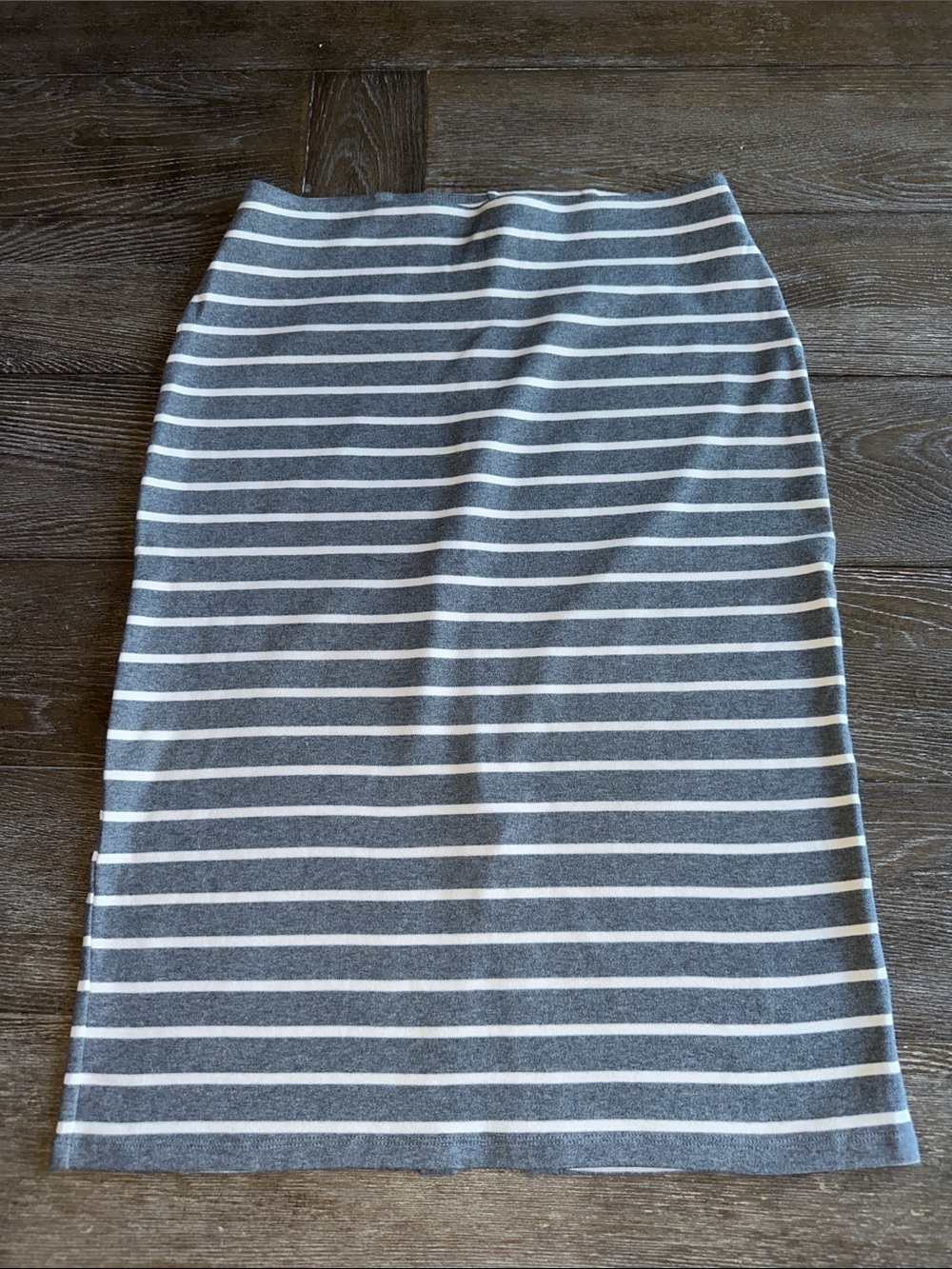 Old Navy Gray and White Striped Pencil Skirt Womens Size Small